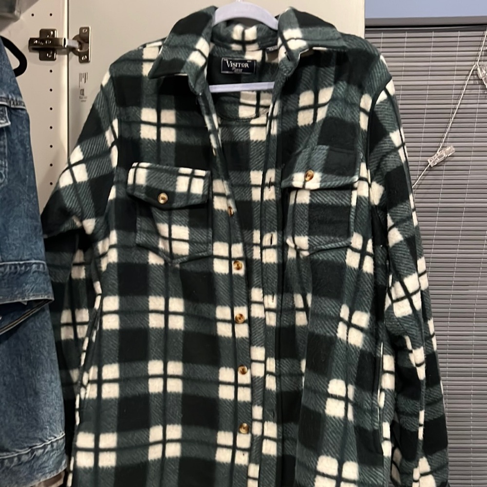 Button up long sleeves, green, white
